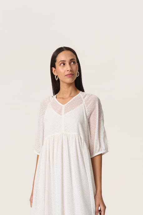 Dress Feminine Silhouette Whisper White - Image 3