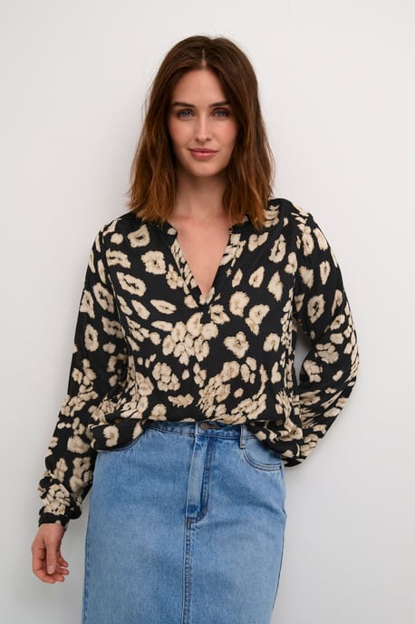 Blouse with long sleeve Regular fit Black/Sand Leo Print - Image 2