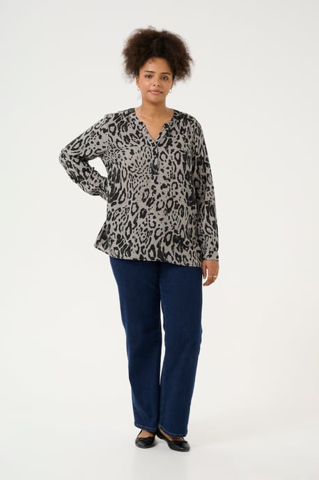 Blouse with long sleeve Regular fit Moonstruck / Black Animal - Image 1