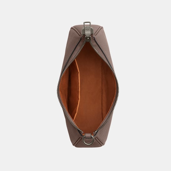 Teri Shoulder Bag in Refined Pebbled Leather with Chain Strap - Image 3