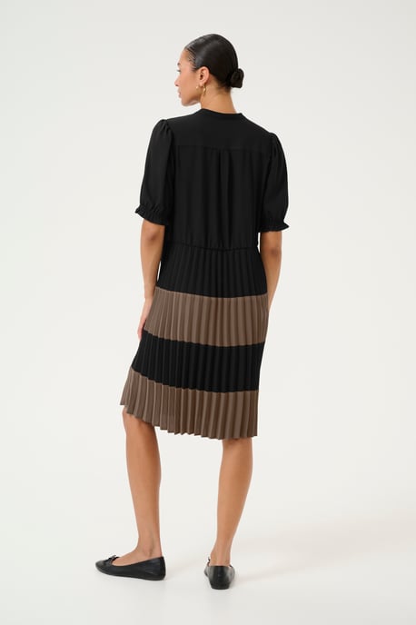 Dress Feminine Silhouette - Image 2