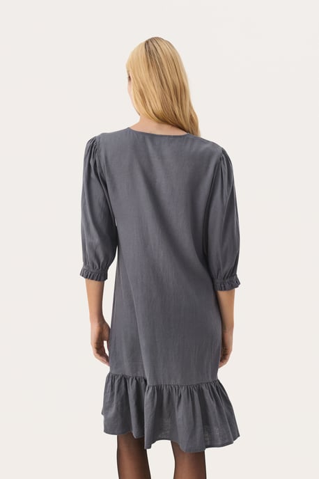 Dress Feminine Silhouette - Image 3