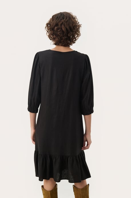 Dress Feminine Silhouette - Image 3