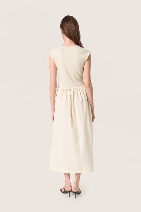 Jersey dress Feminine Silhouette - Image 4