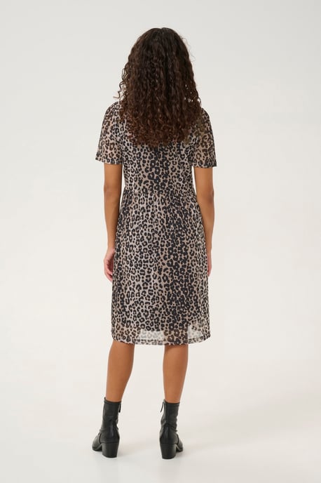 Dress Feminine Silhouette - Image 4