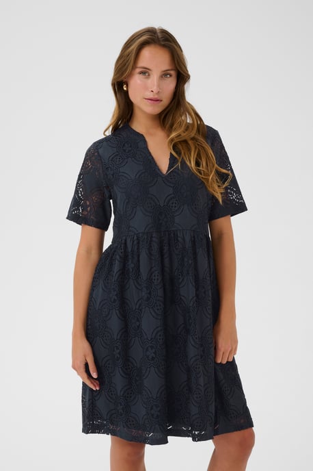 Dress Feminine Silhouette - Image 3