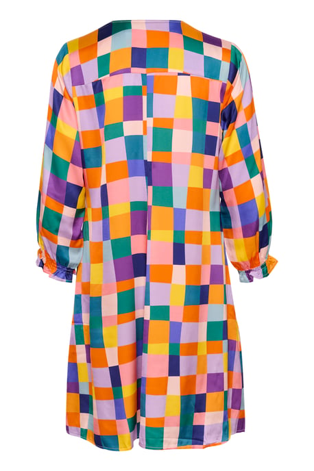 Dress Feminine Silhouette - Image 5