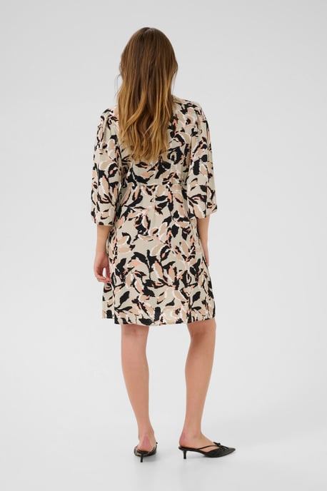 Dress Shaped fit - Image 4