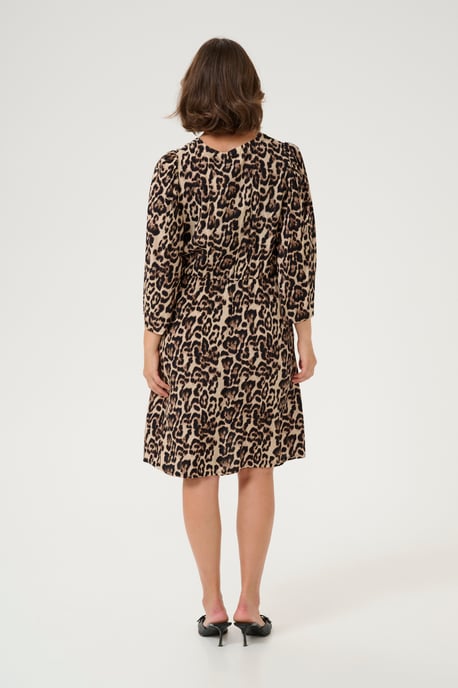 Dress Shaped fit - Image 2