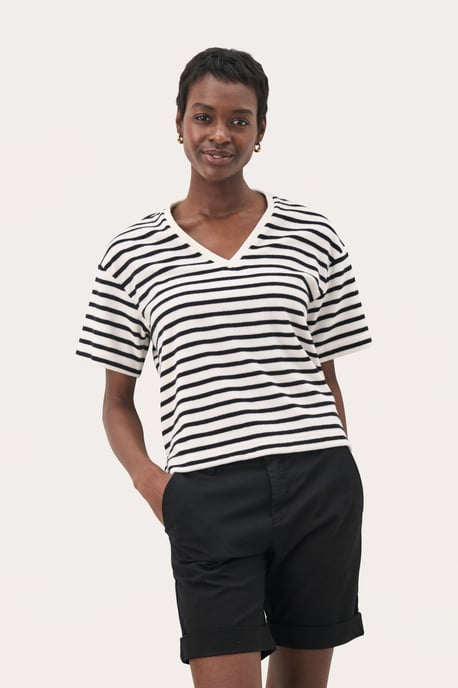 T-shirt Loose fit Black and Eggnog Stripe - Image 2
