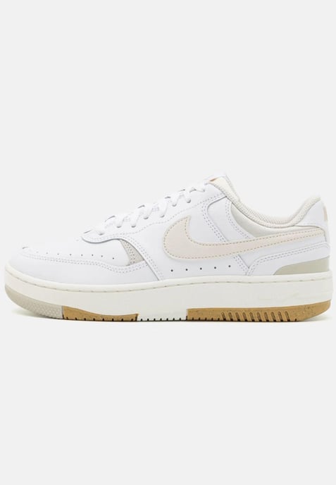 Nike Gamma Force Trainers Womens in White/Light Bone - Image 2