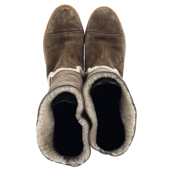 Chanel Fur-Lined Snow Boots in Brown Suede - Image 3
