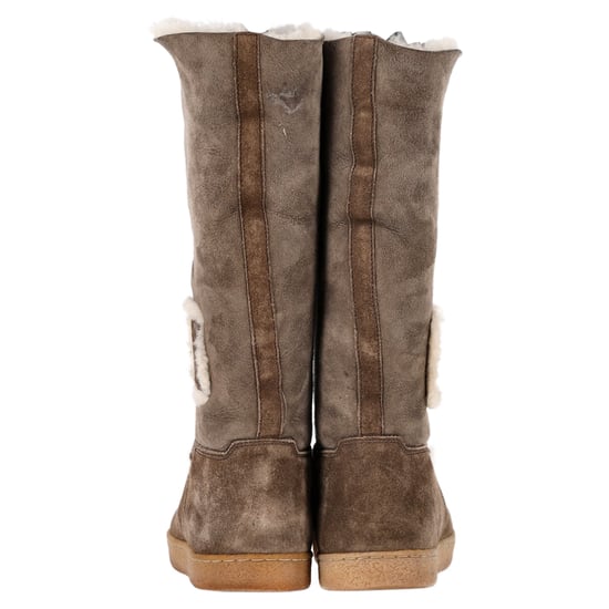 Chanel Fur-Lined Snow Boots in Brown Suede - Image 5