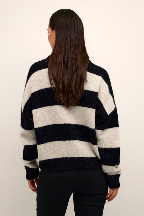 Knitted pullover Oversize fit - Image 5