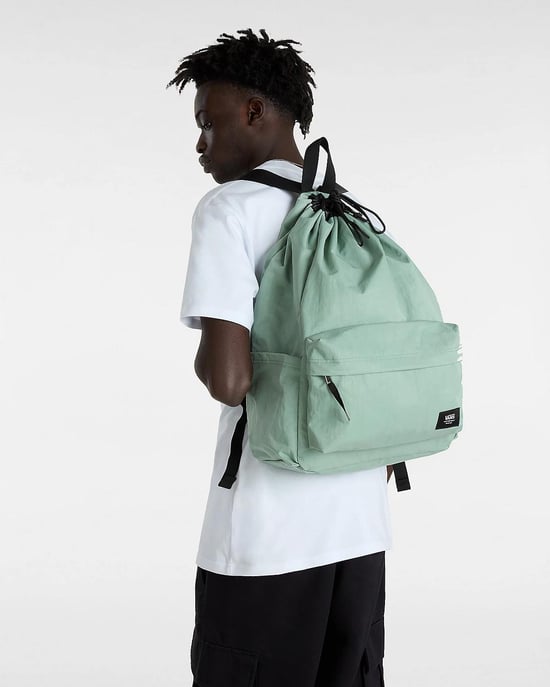 Vans Old Skool Cinch Backpack in Green - Image 6