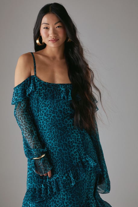 Petite Chiffon Ruffle Cold Shoulder Midi Dress - Image 2