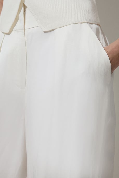 Petite Tailored Viscose Linen Wide Leg Trouser - Image 3