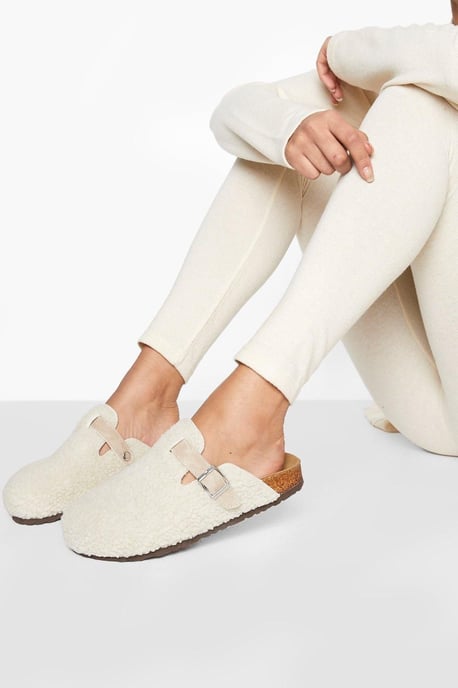 Borg Closed Toe Clog - Image 1