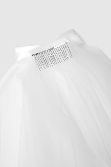 Bridal Bow Detail Veil Hair Clip - Image 3