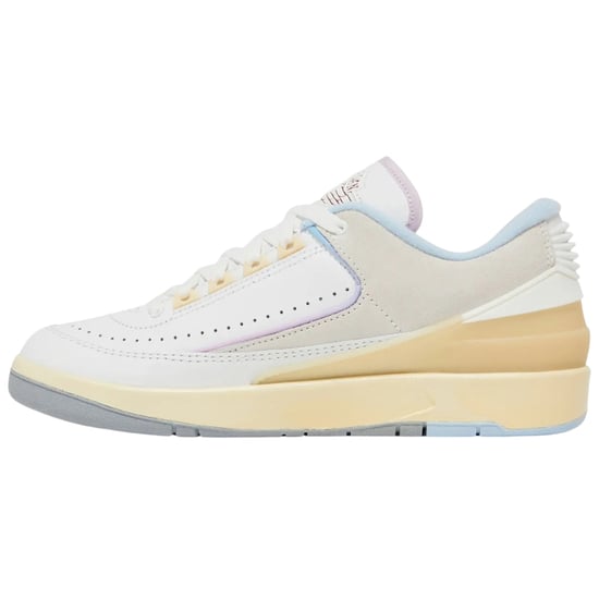 Nike Air Jordan Retro Låga Vita Tränare - Image 2