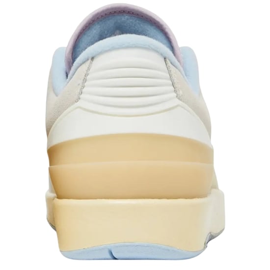 Nike Air Jordan Retro Låga Vita Tränare - Image 4
