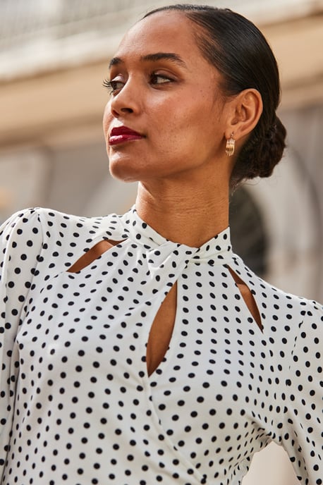 Ivory Spot Print Keyhole Detail Jersey Tunic Top - Image 4