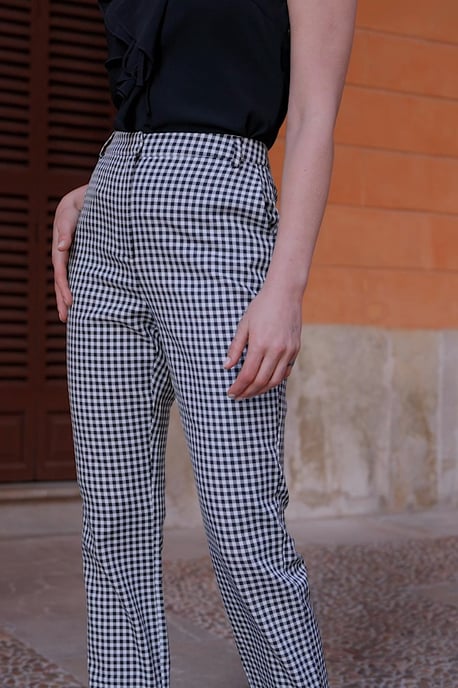 Black & White Gingham Tapered Trouser - Image 5