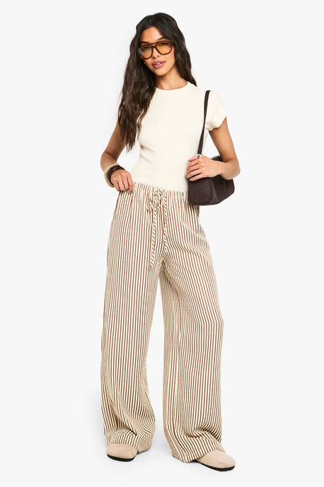 Boohoo Basics Short Sleeve Crew Neck Bodysuit - Image 3