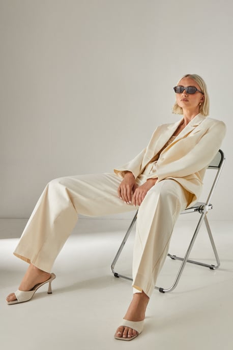 Peached Cotton Twill Buckle Tailored Pants - Image 4