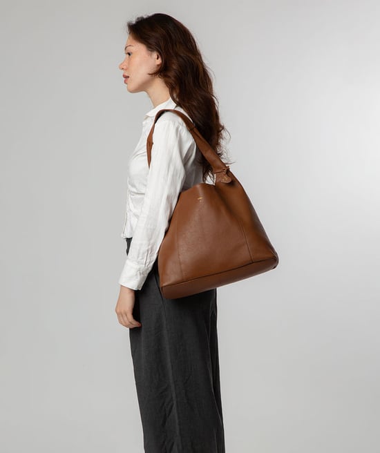 'Renata' Rich Tan Leather Shoulder Bag - Image 6