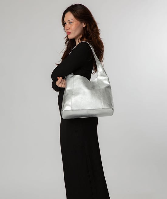 'Renata' Metallic Silver Leather Shoulder Bag - Image 6