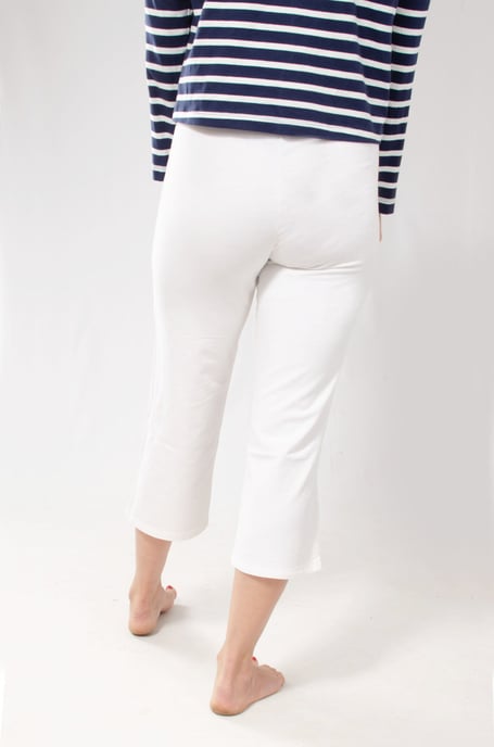 White Cropped Wide Leg Joggers - Image 3