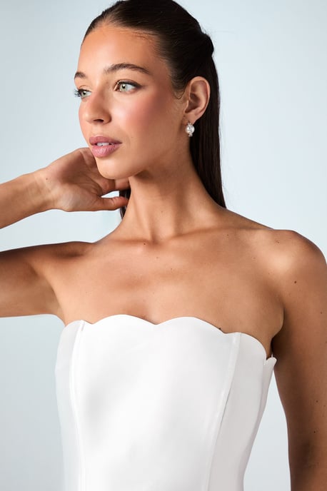 Scallop Detail Twill Column Bridal Dress - Image 4