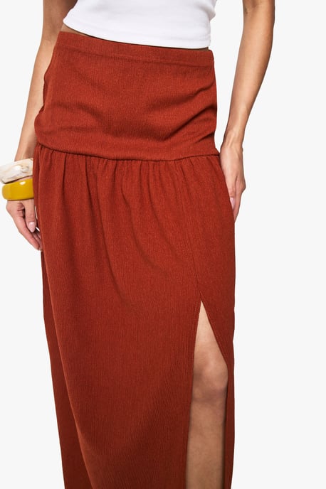 Textured Split Front Tiered Maxi Skirt - Image 4