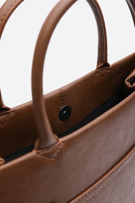 Wheres That From Womens 'Flores' Luxury Structured Leather Tote Bag - Image 4