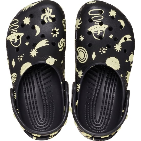 Crocs Classic Graphic Thermoplastic Black Loafers - Image 5