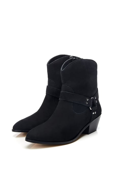 Alexiia Black Boots - Image 2