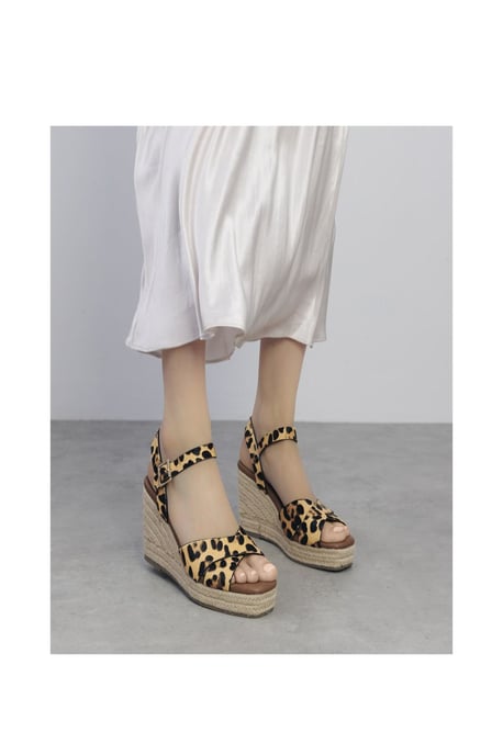Jasminium Leopard Sandals - Image 2