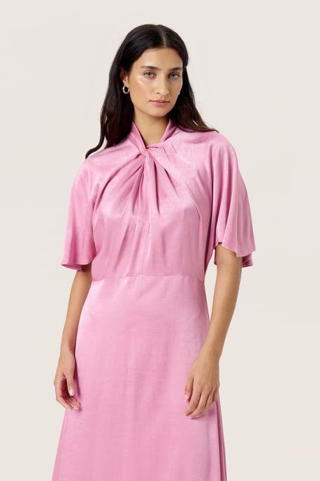 SLRiyan Miria Dress STUDIO Feminine Silhouette - Image 3