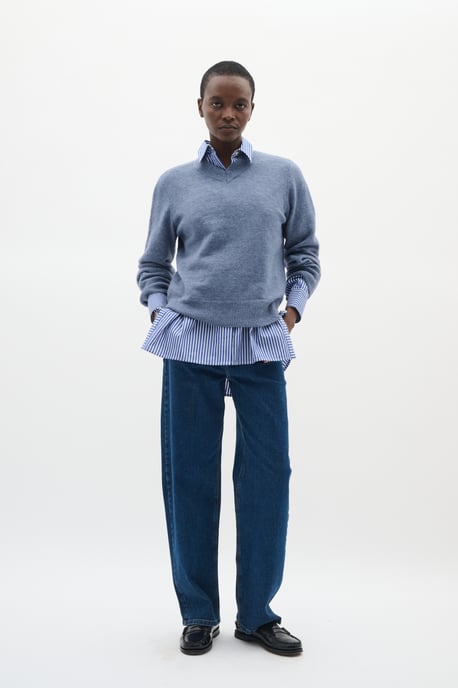 GuniIW V-Neck Classic fit - Image 4