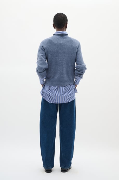 GuniIW V-Neck Classic fit - Image 5