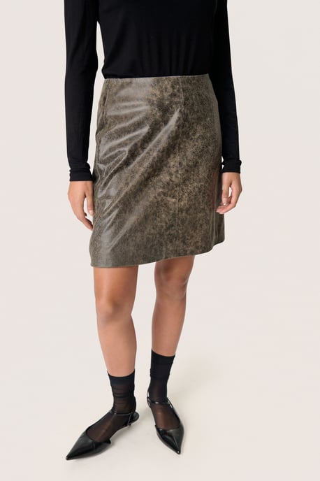 SLIsabeau Leather Skirt STUDIO A-shape - Image 3
