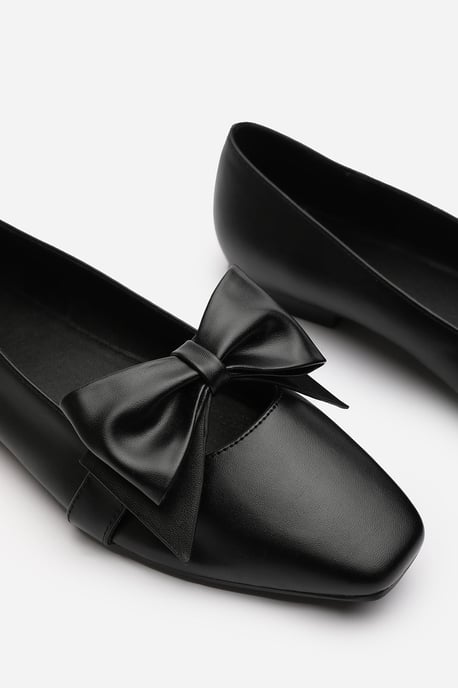 Wheres That From Womens 'Kaitlyn' Wide Fit Square Toe Ballet Flats With Bow Detail - Image 4