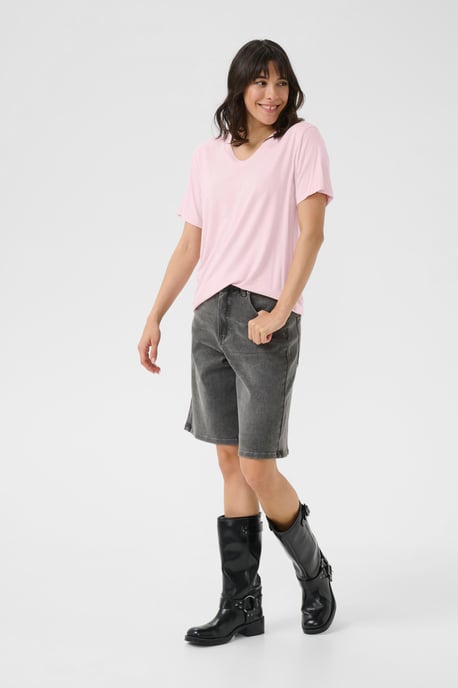 KAfrida V-Neck T-Shirt Regular fit - Image 1