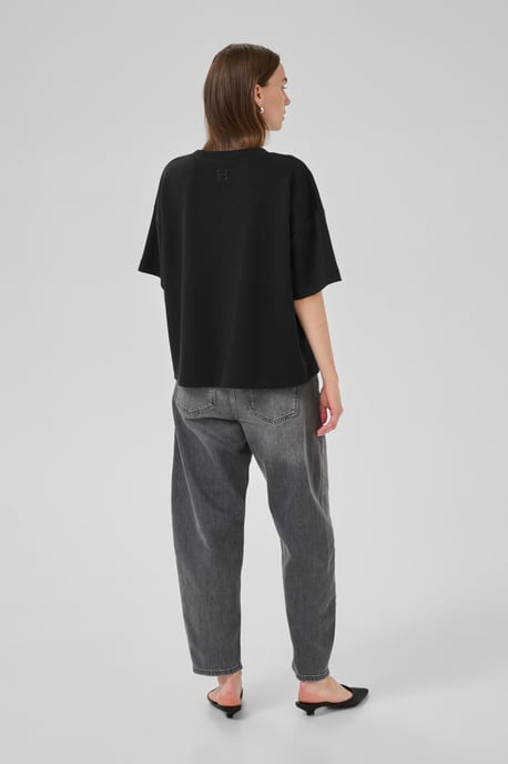HelleMW EMB Boxy Tee Boxy fit - Image 2