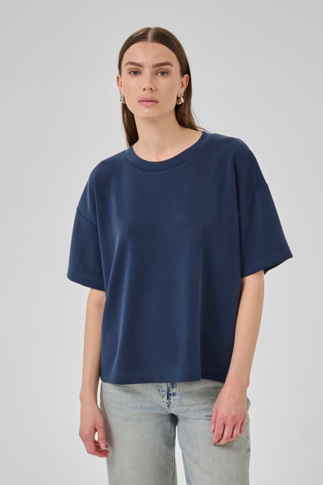 HelleMW EMB Boxy Tee Boxy fit - Image 3