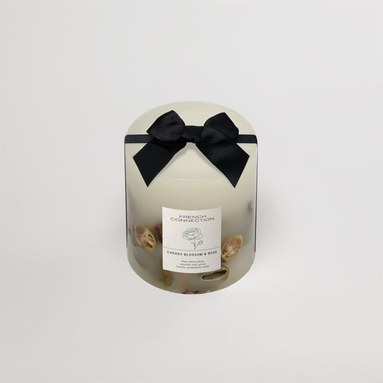 French Connection Botanical Infused Cherry Blossom & Rose Candle 660g - Image 4