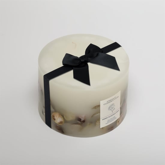 French Connection Botanical Collection Cherry Blossom & Rose Candle 1.5kg - Image 3
