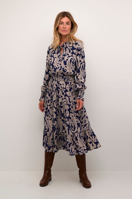 CRLucy Long Dress Feminine Silhouette - Image 1