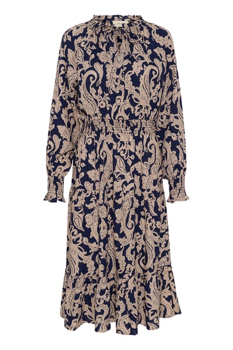 CRLucy Long Dress Feminine Silhouette - Image 4